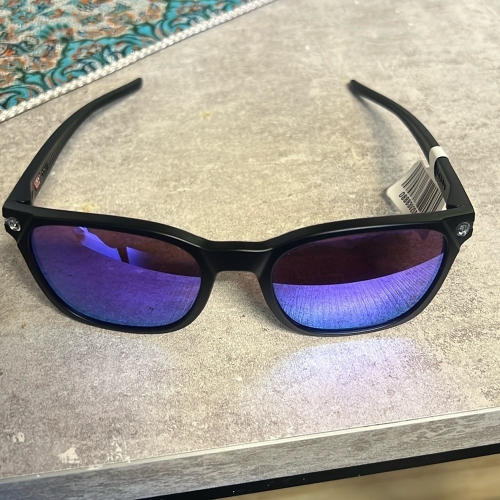 Oakley Objector Sun glasses